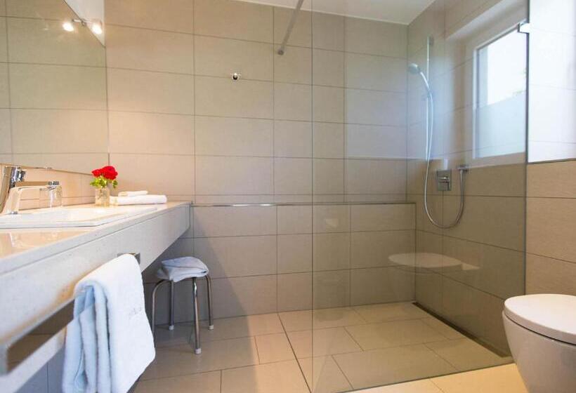 발코니 수피리어 룸, Seepark Garni