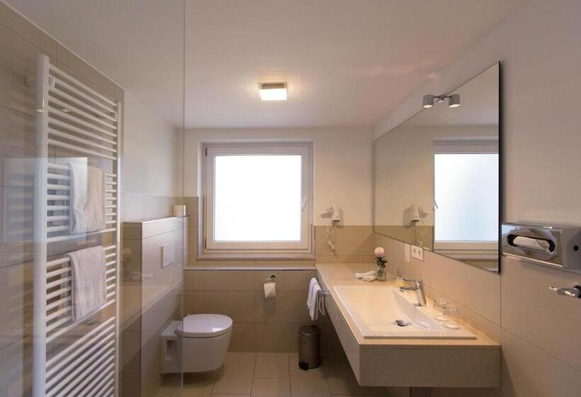 발코니 디럭스 룸, Seepark Garni