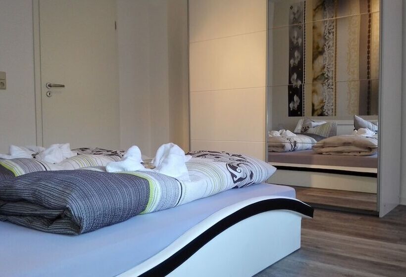 דירת חדר, Villa Alice