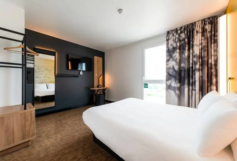 身障者適用スタンダードルーム, B&b Hotel Bordeaux Saint André De Cubzac
