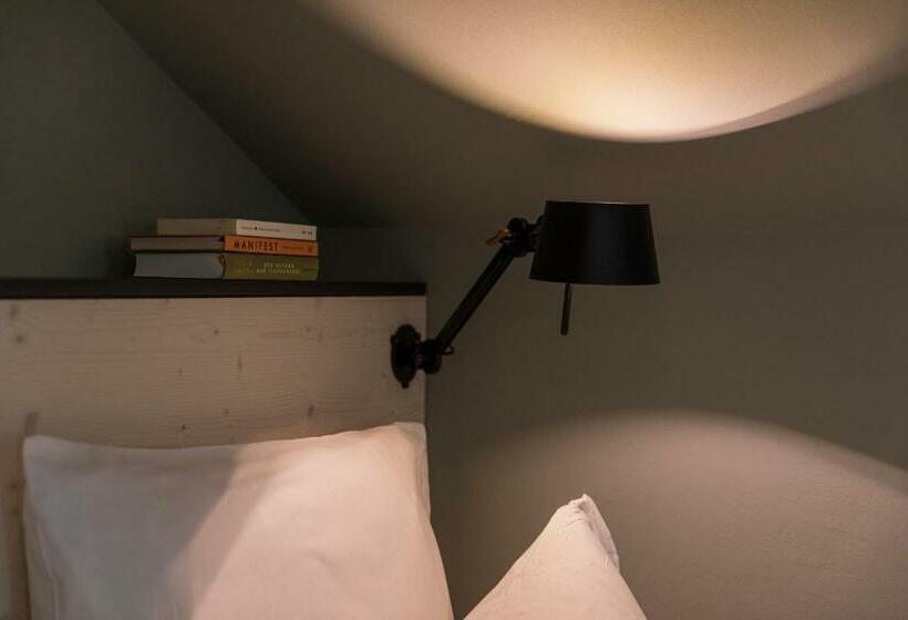 エコノミールーム, Blyb