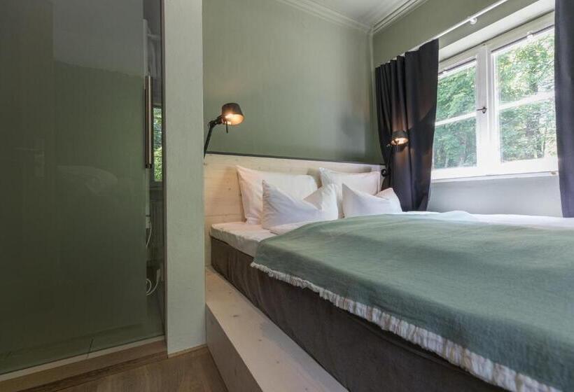 ベーシックルーム, Blyb