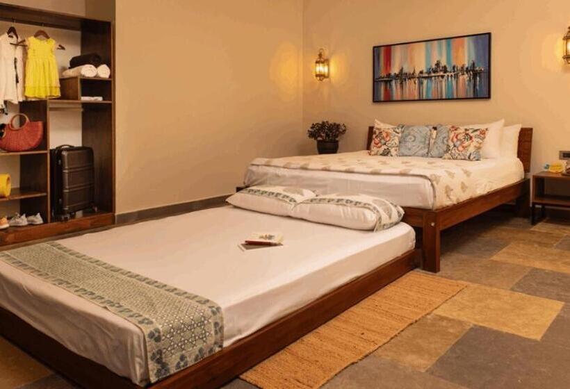 חדר משפחתי דלוקס, Orchid Tree Wellness Retreat