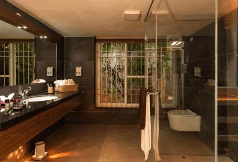 חדר משפחתי, Orchid Tree Wellness Retreat