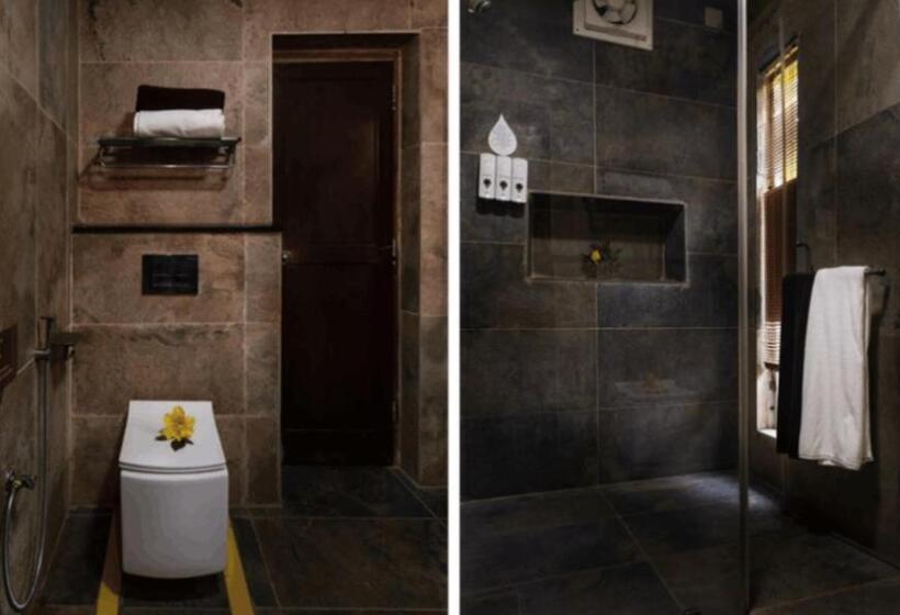 חדר משפחתי נוף לגינה, Orchid Tree Wellness Retreat