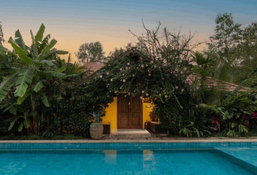 חדר משפחתי נוף לגינה, Orchid Tree Wellness Retreat