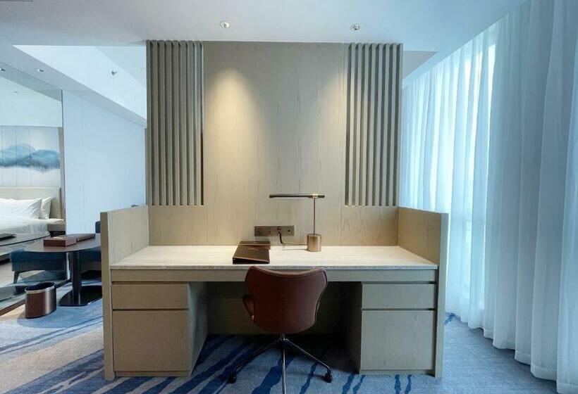 اتاق لوکس با تخت بزرگ, White Swan Vyv Hotel, Foshan