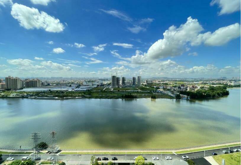 اتاق لوکس با تخت بزرگ, White Swan Vyv Hotel, Foshan