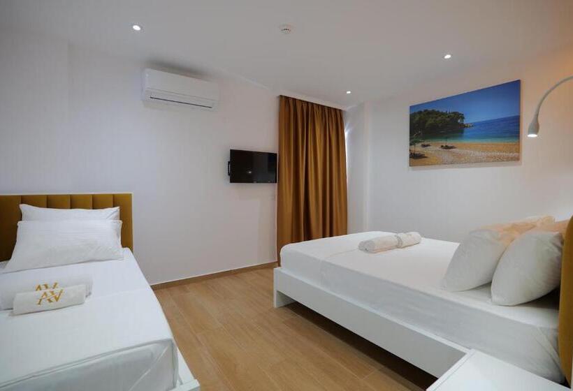 اتاق سه نفره دلوکس با چشم‌انداز دریا, Adora S View