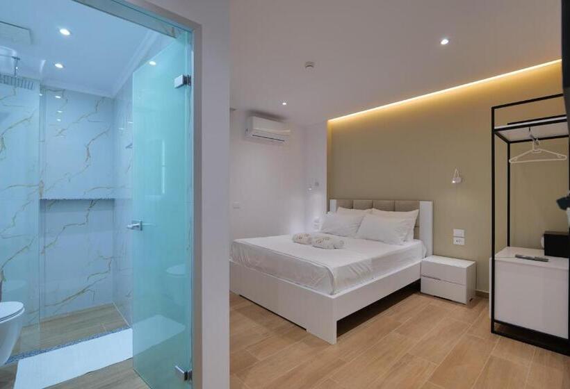 اتاق سوپریور, Adora S View