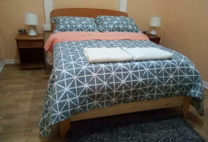 غرفة قياسية, Arauco Ovalle