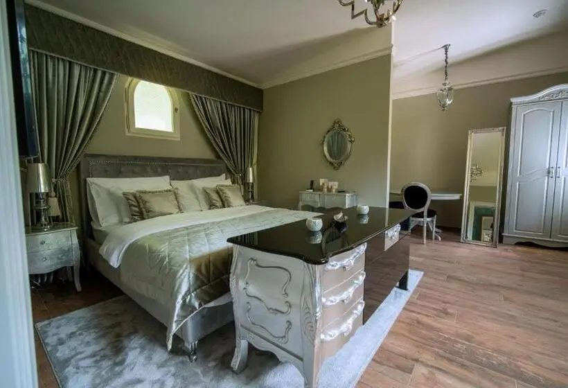 Huoneisto 1 Makuuhuone Puutarhanäkymä, Hrad Kunzov Boutique Hotel & Spa & Restaurant