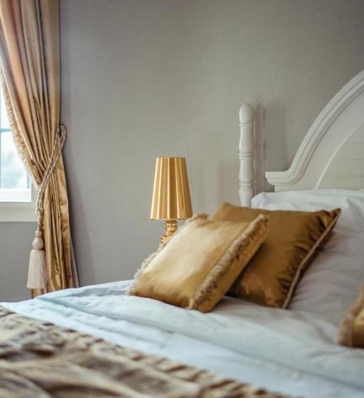 Апартаменты 1 Спальня Нижний Этаж, Hrad Kunzov Boutique Hotel & Spa & Restaurant