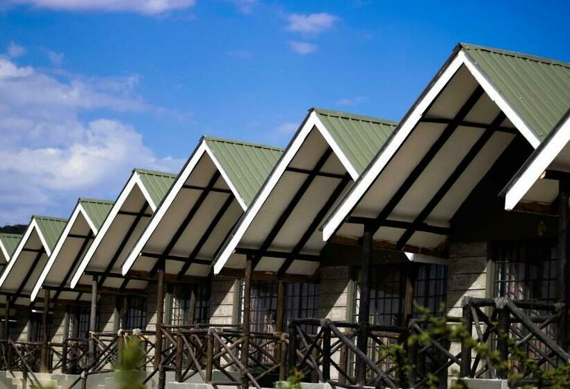 اتاق لوکس با تخت بزرگ, Outback Kenya Lodge