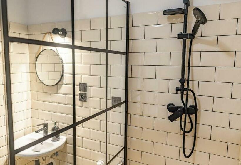 スタンダードスタジオ, Apart Pension Zelený Grunt