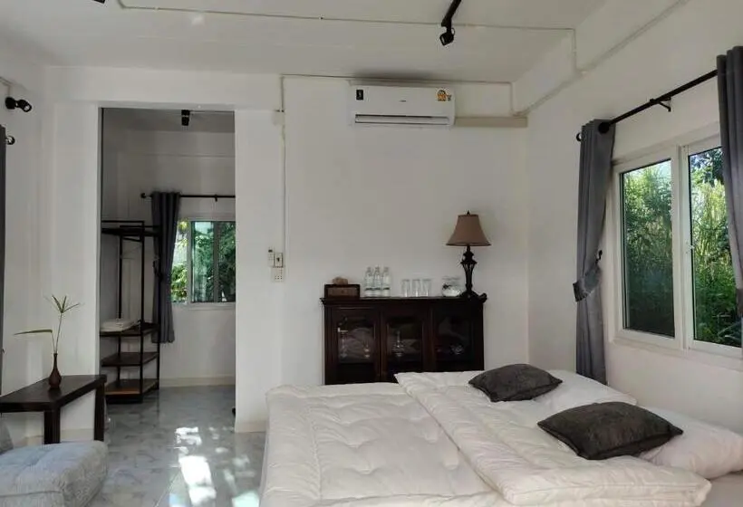 デラックスルーム, Destiny Home Stay
