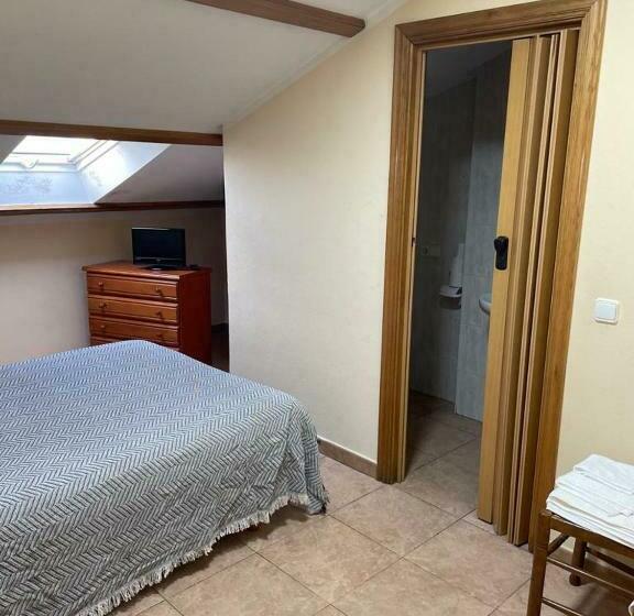 スタンダードルーム, Hostal Don Javier