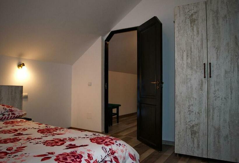 침실 4개 주택, Cabana Codrii Maramuresului