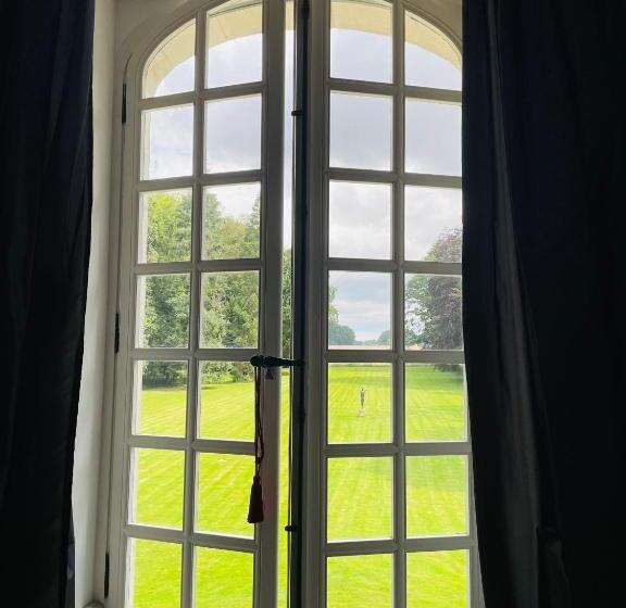 חדר סטנדרט, Château De Trébons