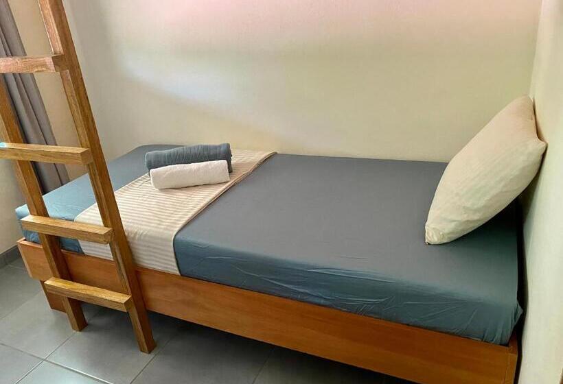 חדר אקונומי, El Hostel Del Patio