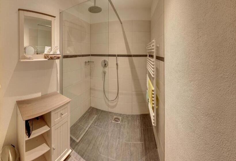 Bas Trippelrum, Neuhaushof   Chiemgau Karte