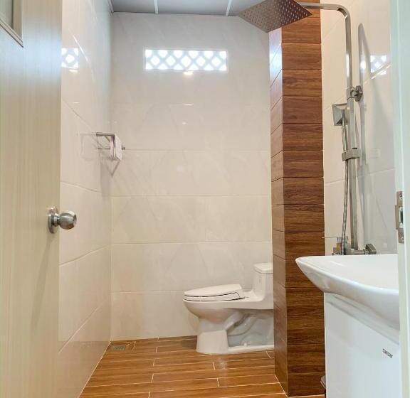 اتاق استاندارد سه نفره, Thiện Nhiên