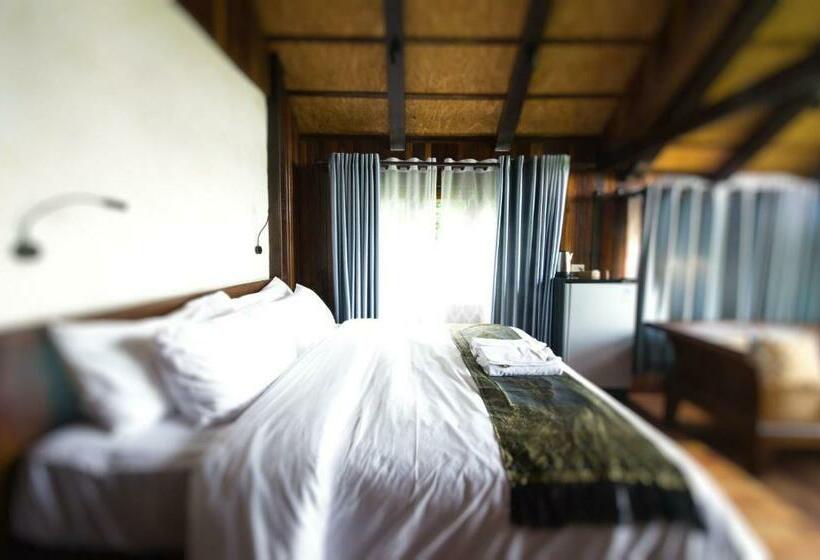 Номер Deluxe Вид на Море, Kawarin Secret Hut Hotel And Resort