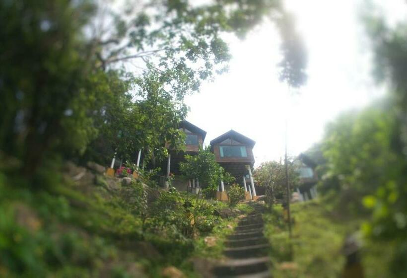 Номер Deluxe Вид на Море, Kawarin Secret Hut Hotel And Resort