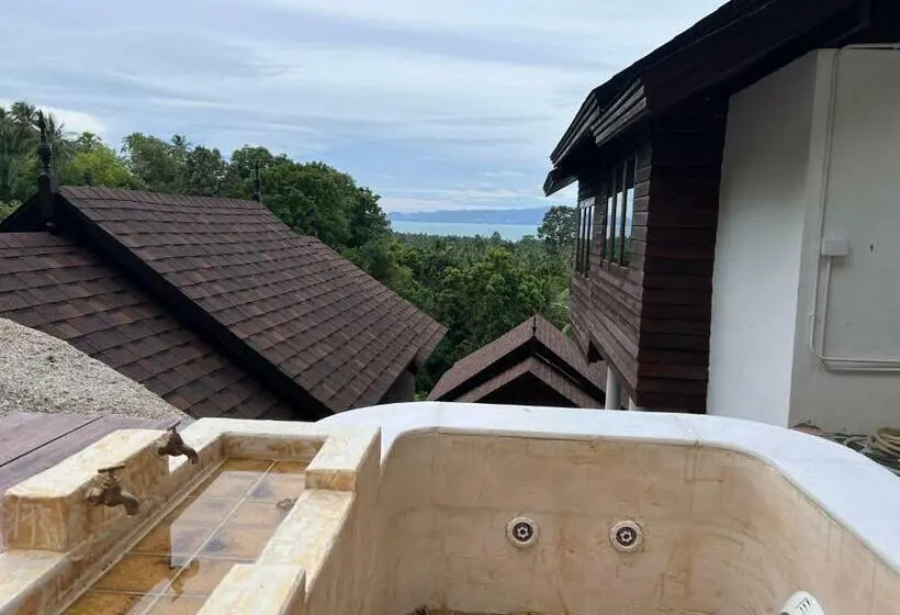 オーシャンビューデラックスルーム, Kawarin Secret Hut Hotel And Resort