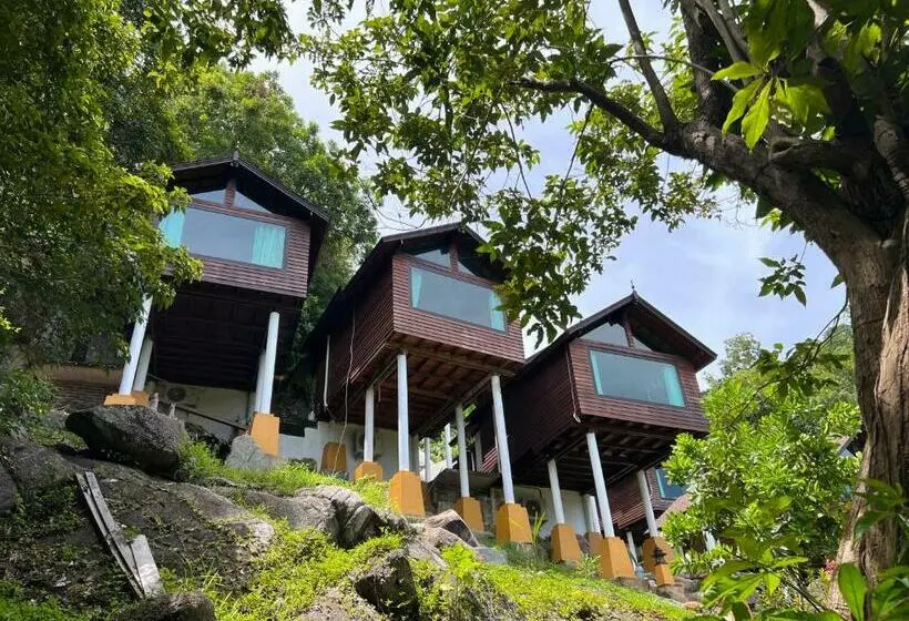 オーシャンビューデラックスルーム, Kawarin Secret Hut Hotel And Resort