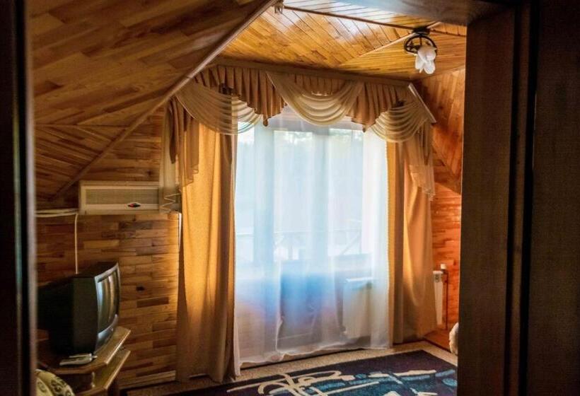 Номер Стандарт, приозерний заїзд