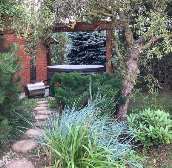 اتاق خانوادگی, Audrės Namai