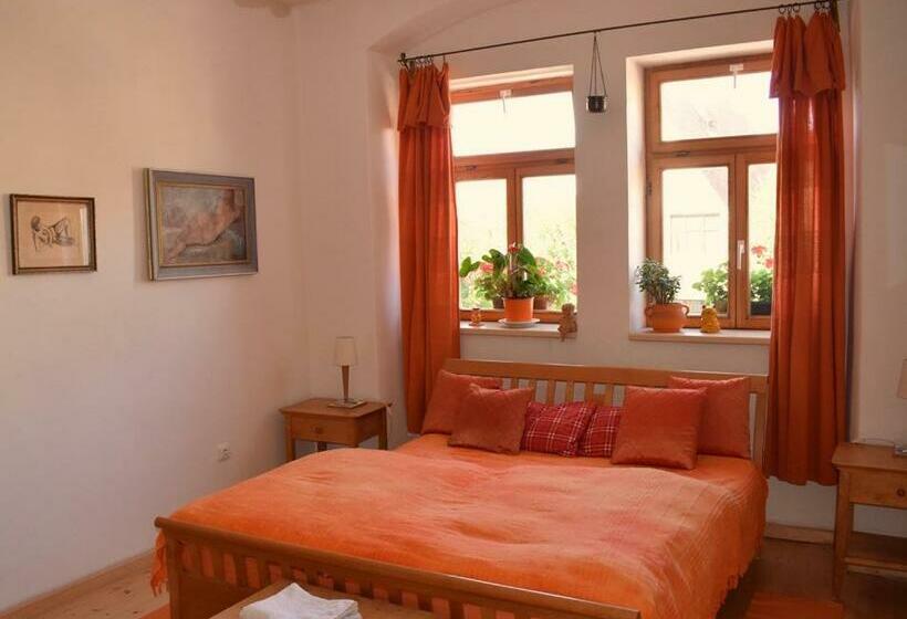 חדר סטנדרט, Rychta