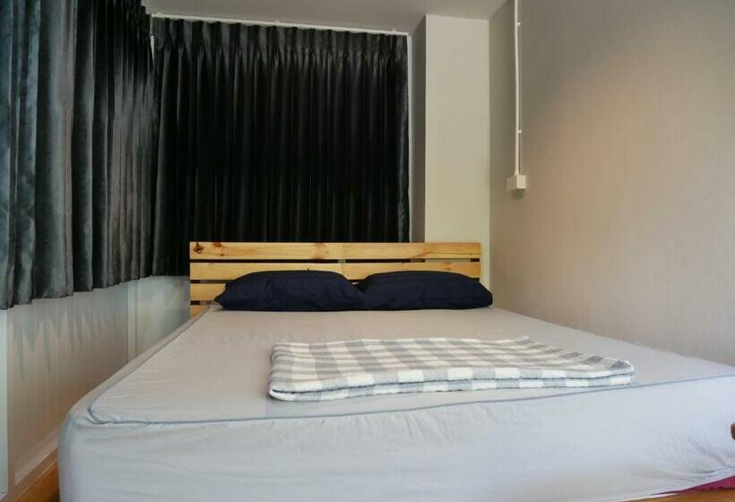 חדר סטנדרט חדר אמבטיה משותף, Eq Hostel