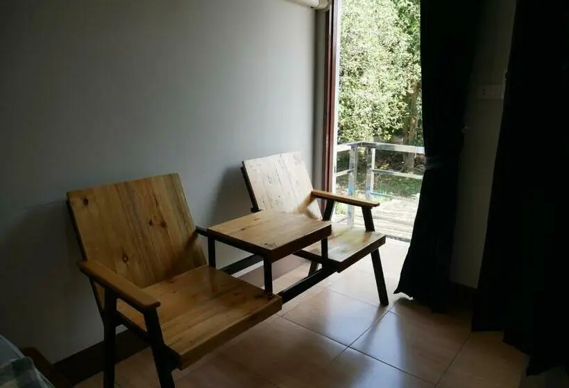 Standard-huone Jaettu Kylpyhuone, Eq Hostel