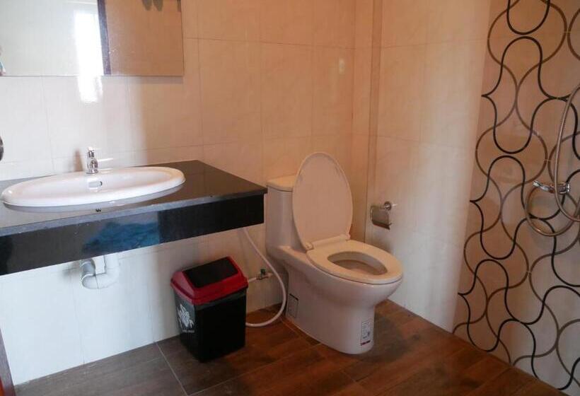 חדר סטנדרט, Eq Hostel