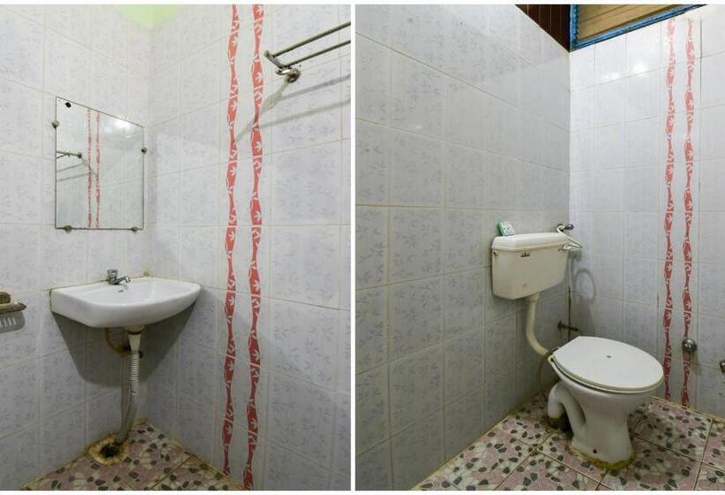 חדר קלאסי לשלושה, Capital O 86965  Chandralok By Clovetree