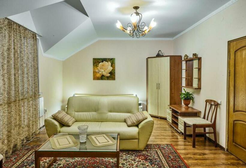 Superior Studio, апартаменты / Mieszkania / Apartments Svitlana