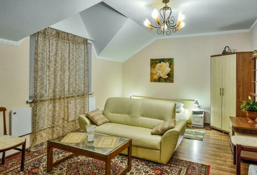 Superior Studio, апартаменты / Mieszkania / Apartments Svitlana