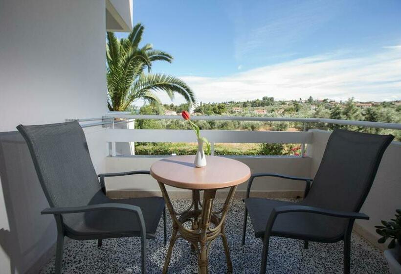 חדר סטנדרט, Almira Mare