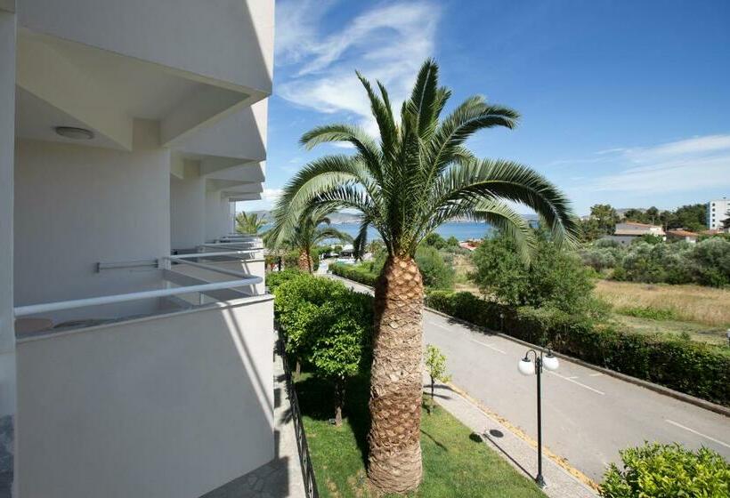 חדר סטנדרט, Almira Mare