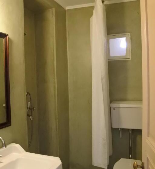 اتاق سوپریور, Archontiko Angelou