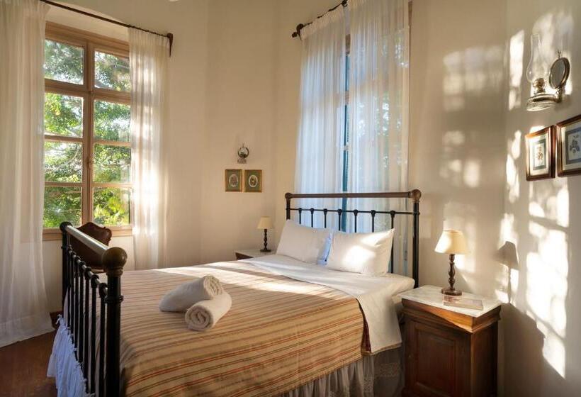 اتاق خانوادگی, Archontiko Angelou