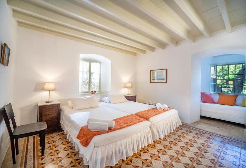 اتاق استاندارد سه نفره, Archontiko Angelou