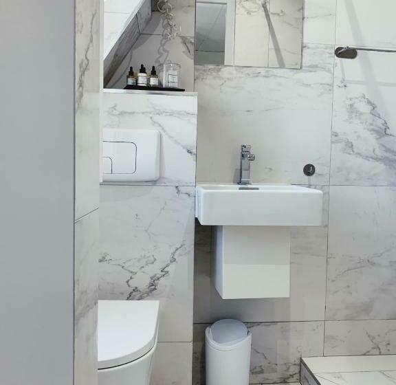 חדר סטנדרט יחיד, Avaton   1 Min Du Palais   Cannes Centre