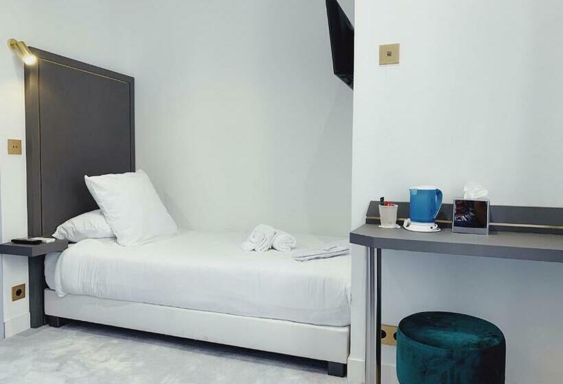 Quarto Estandar Individual, Avaton   1 Min Du Palais   Cannes Centre