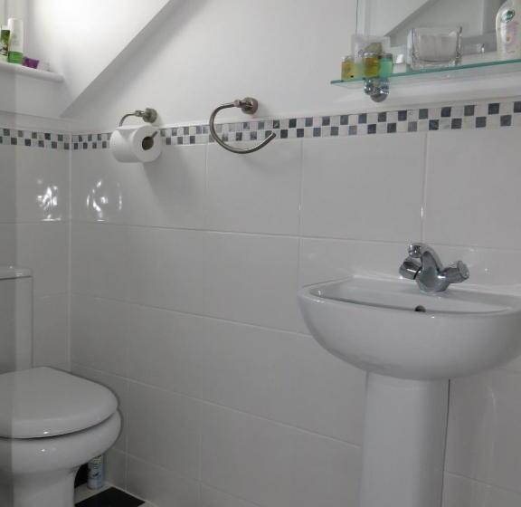 اتاق استاندارد, Avondale Guest House