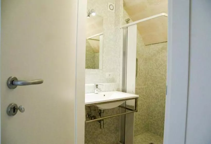 エコノミールーム, B & B Sotto La Volta