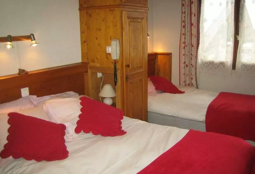 スタンダードトリプルルーム, Chalet Hotel Régina