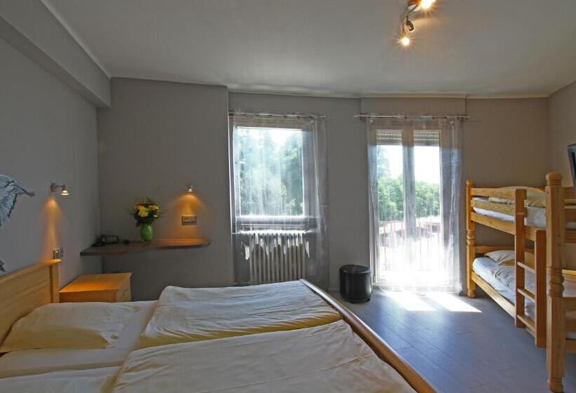 컴포트 트리플 룸, Champ Alsace